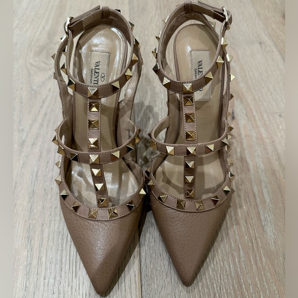 Valentino Rockstud T-Strap Pointed Toe Pump 37.5 - Picture 5 of 12